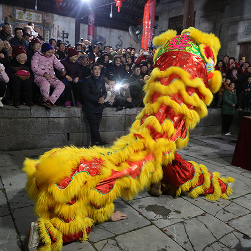 狮舞（布袋木狮）